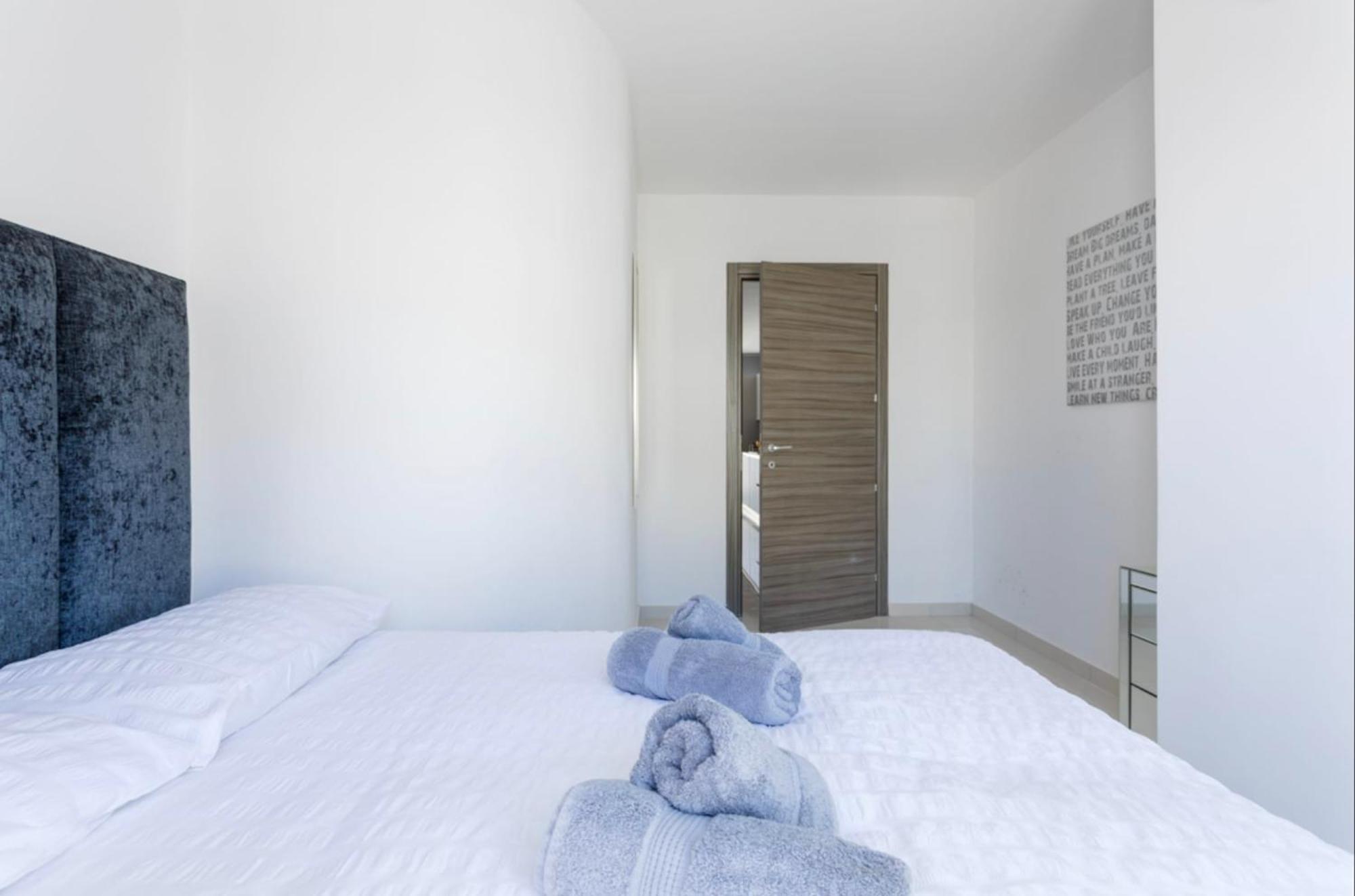 Saint Julian - Lovely Apartment With Terrace - Cityapartmentstay Saint Julian's Eksteriør billede